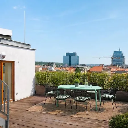 Apartment Design Penthouse With Private Rooftop Jacuzzi & Ac